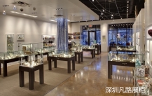 店家如何利用空间设计与商品匹配的珠宝展柜！