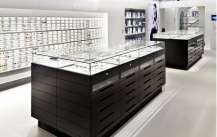 商家设计制作珠宝展柜的时候，展柜路轨的选择！